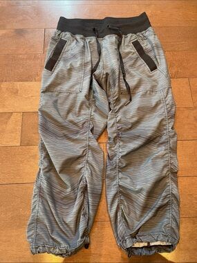 Kyodan Gray Patterned Drawstring Joggers